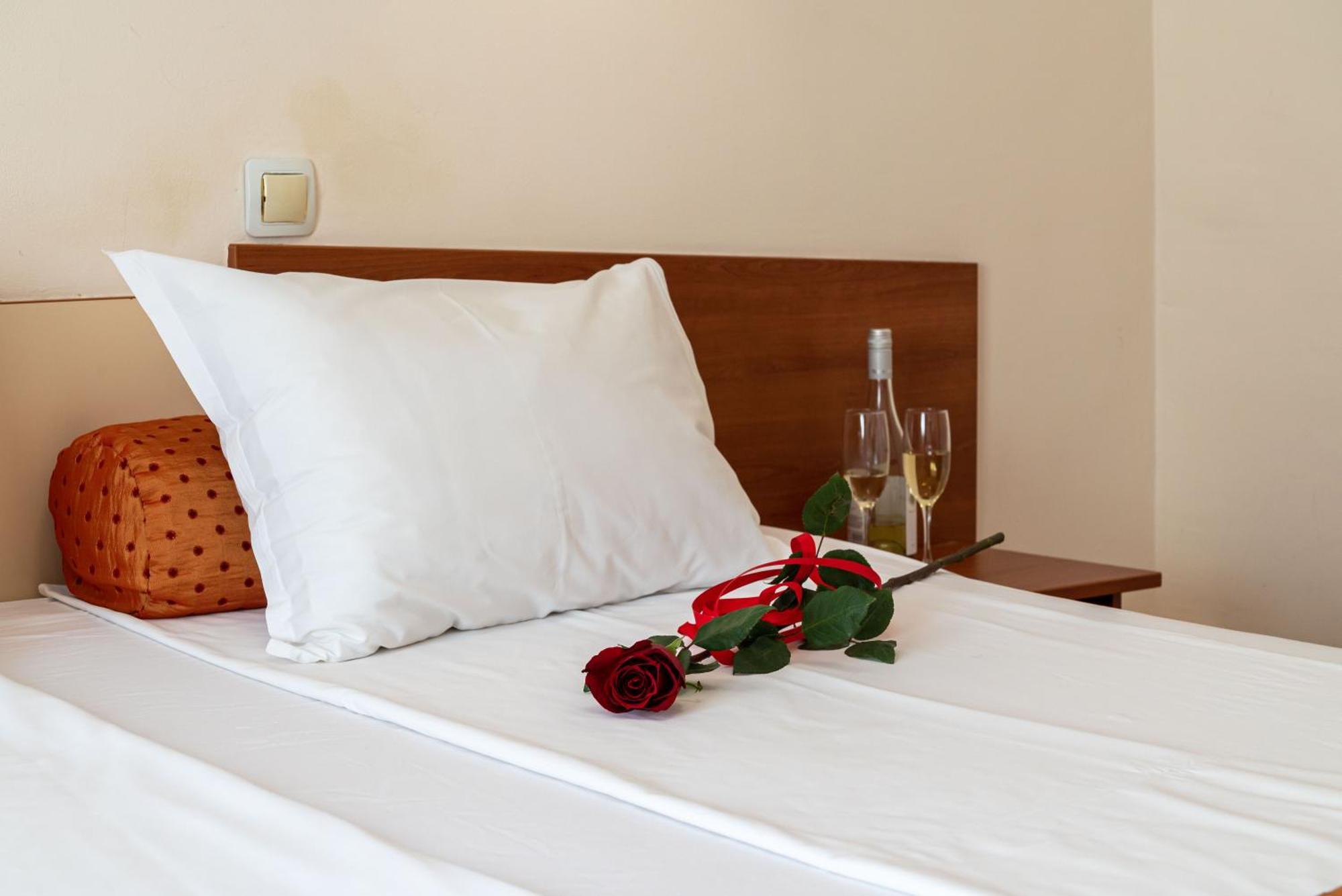 Primavera 1 Hotel Pazardzhik Ngoại thất bức ảnh