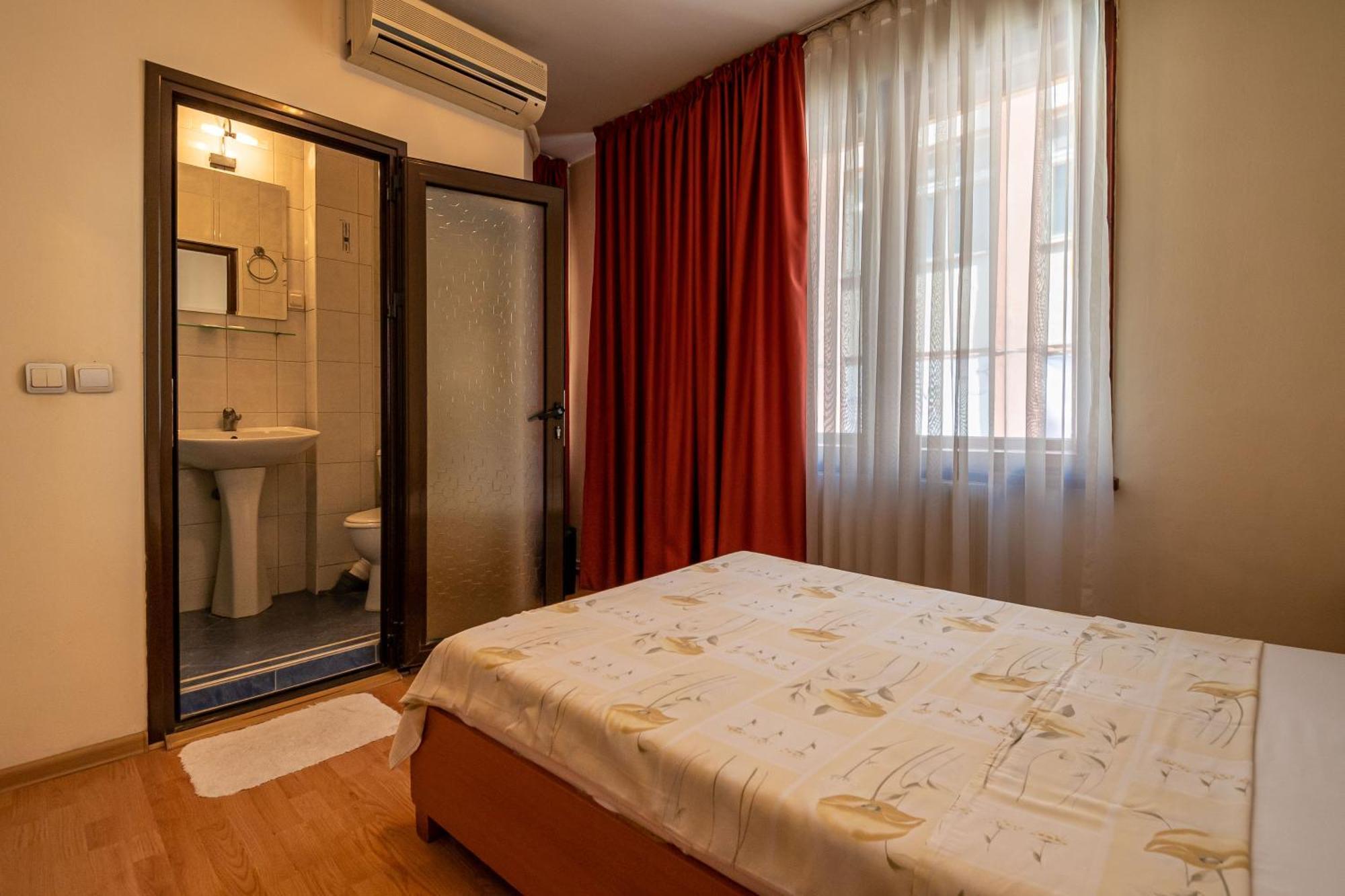 Primavera 1 Hotel Pazardzhik Ngoại thất bức ảnh